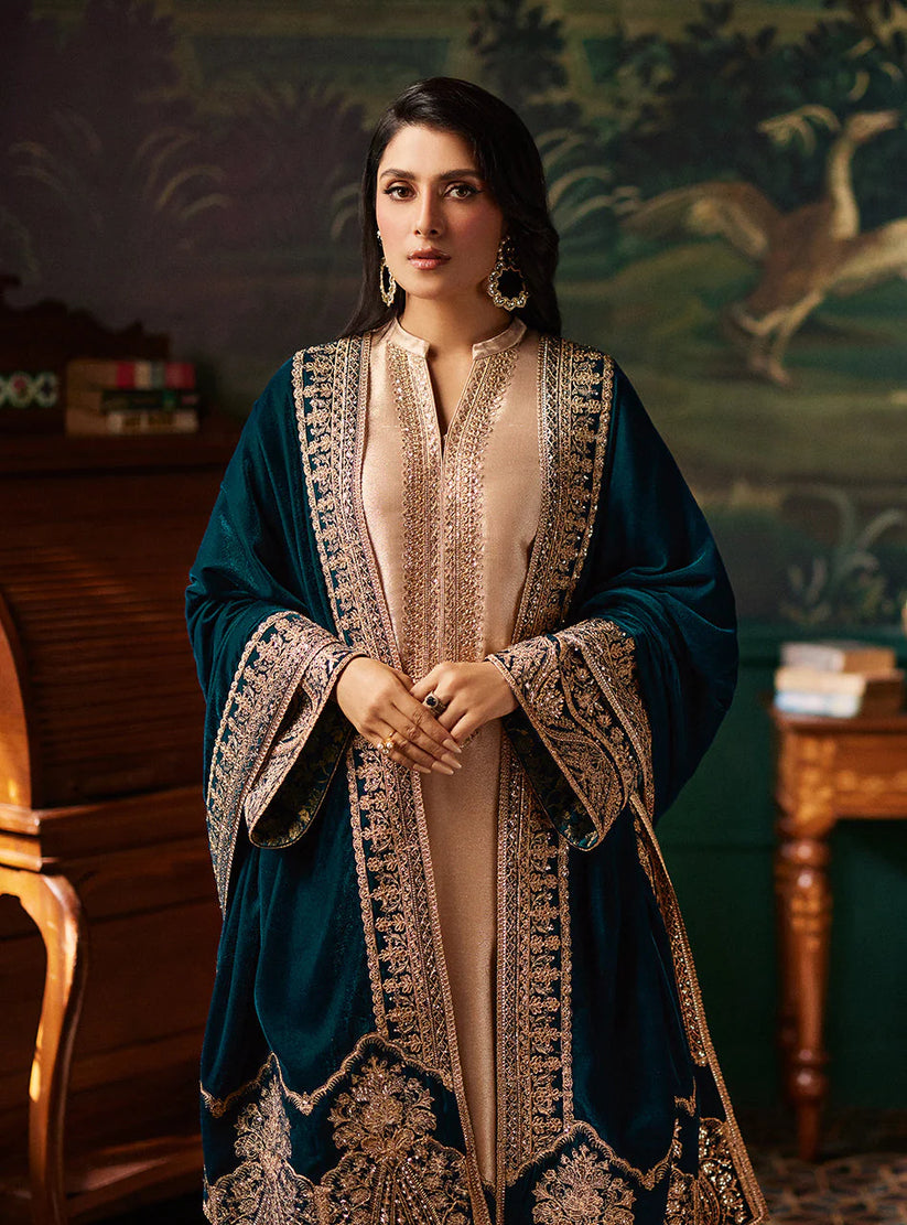 Zainab Chottani – Luxury stitched  Suit  with Embroidered Velvet Shawl