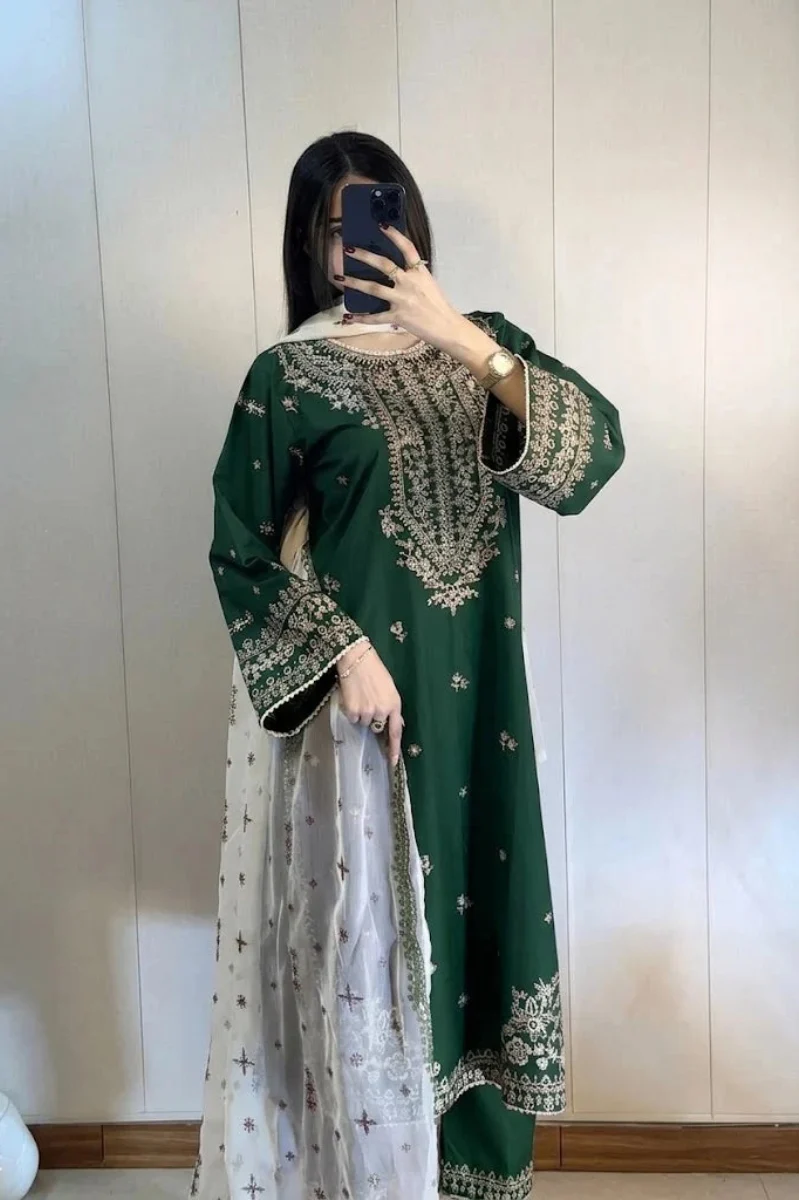 03-Piece Chiffon Suit With Embroidery